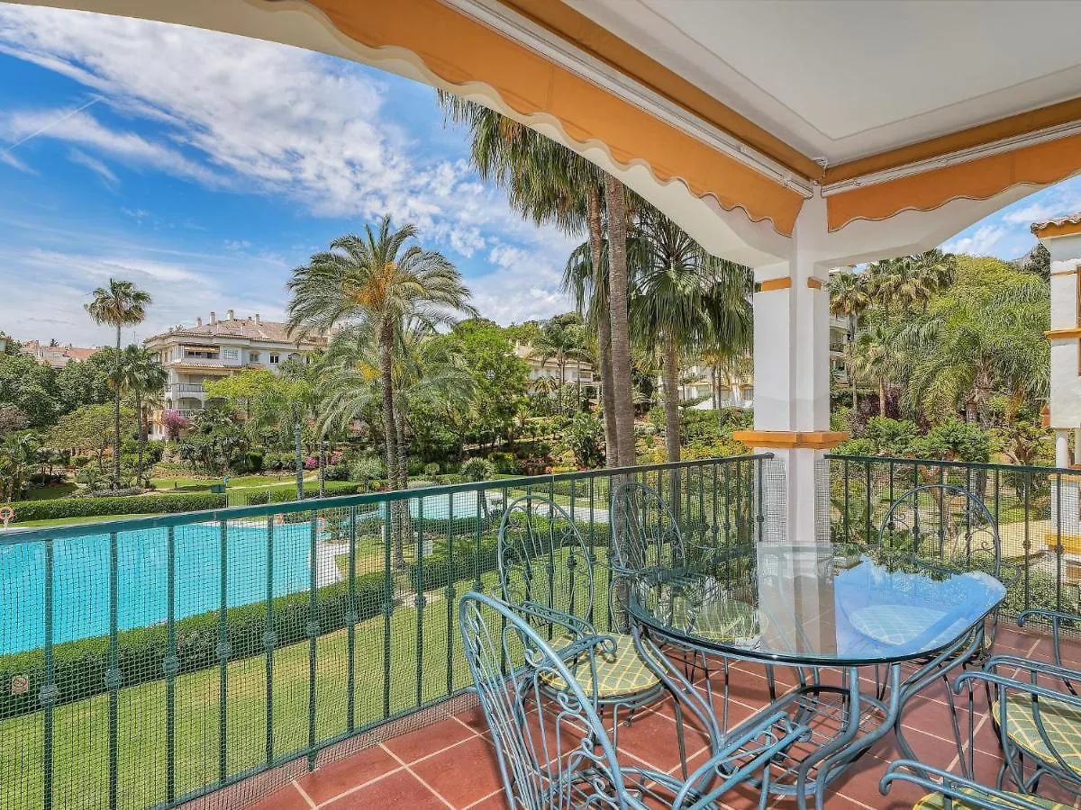 Apartment Hacienda Nagueles By Interhome Marbella