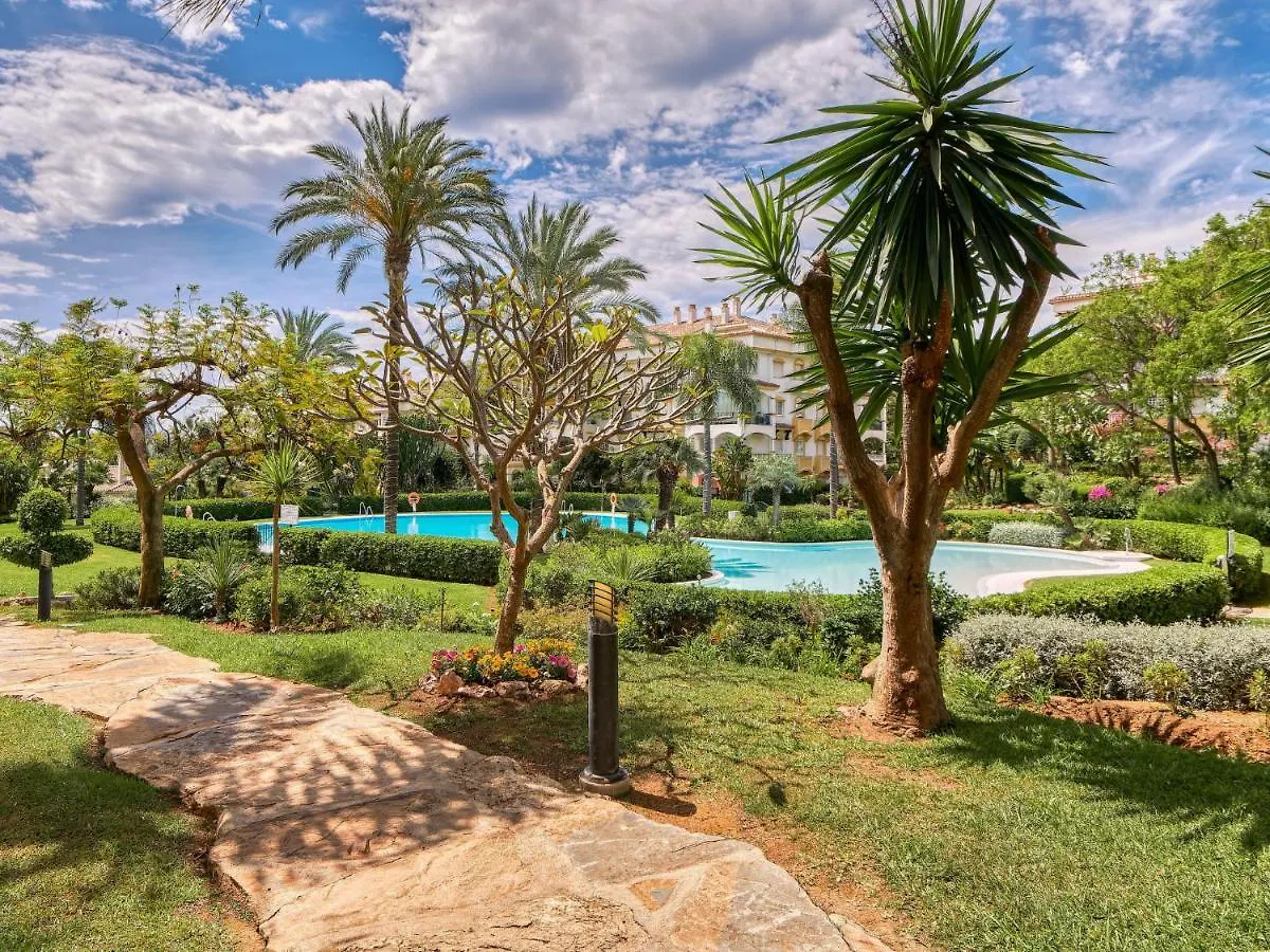 Apartment Hacienda Nagueles By Interhome Marbella 0*,  Španělsko